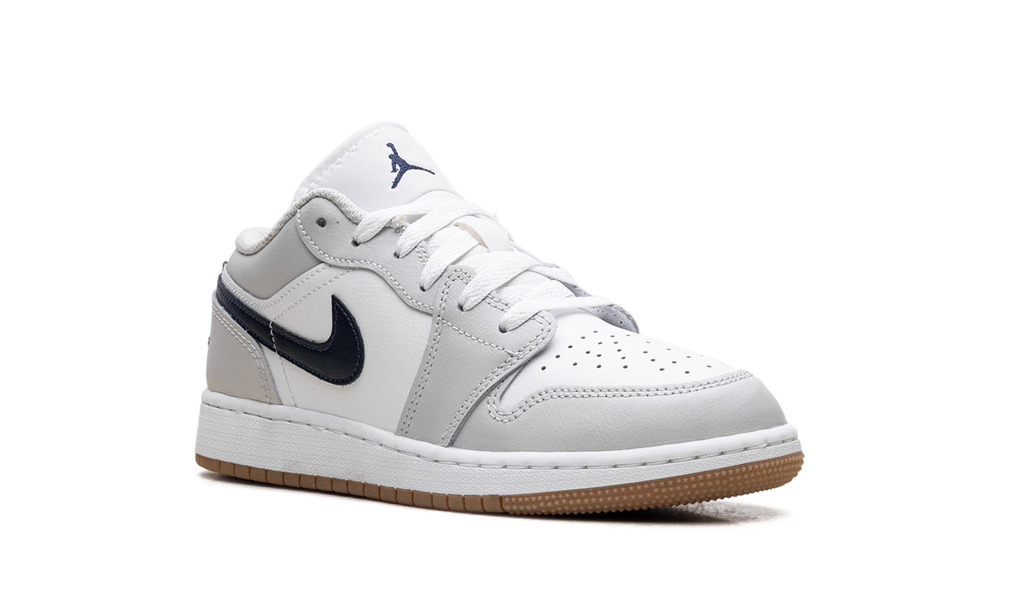 Jordan 1 Low GS White Neutral Grey Gum Midnight Navy 553560 146