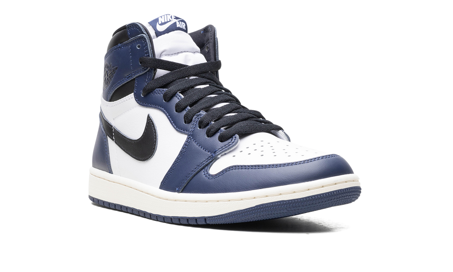 Air Jordan 1 Retro High OG Midnight Navy DZ5485 401