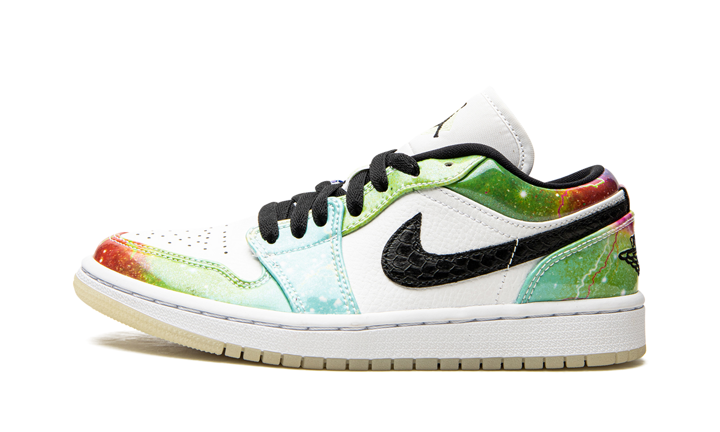 Air Jordan 1 Low WMNS Galaxy CW7310 909