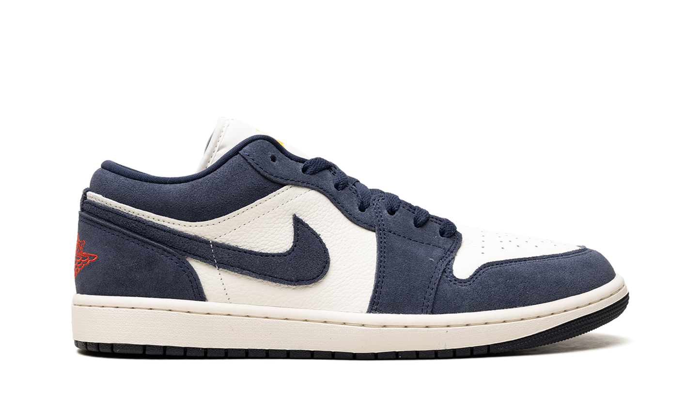 Jordan 1 Low SE Obsidian Suede IO7448 400