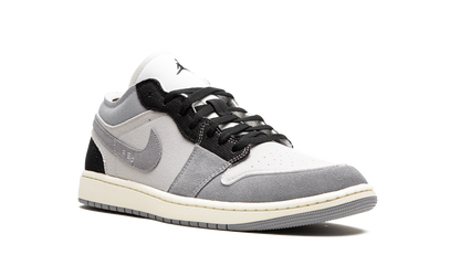 Air Jordan 1 Low SE Craft Cement Grey DZ4135 002