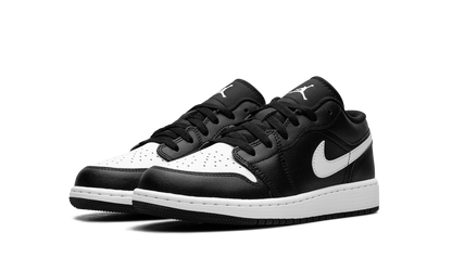 Jordan 1 Low GS Black Summit White 553560 043