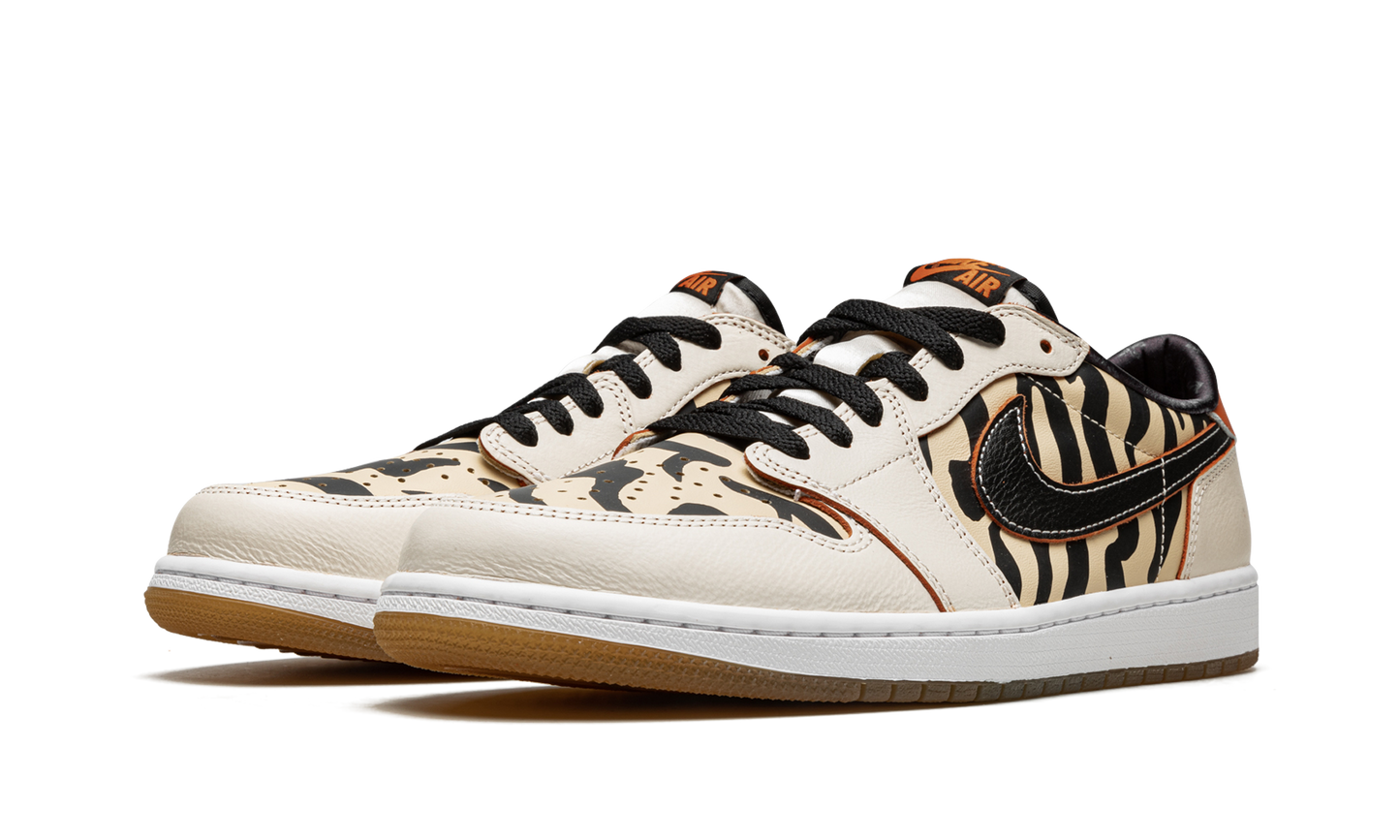 Air Jordan 1 Low OG Chinese New Year DH6932 100