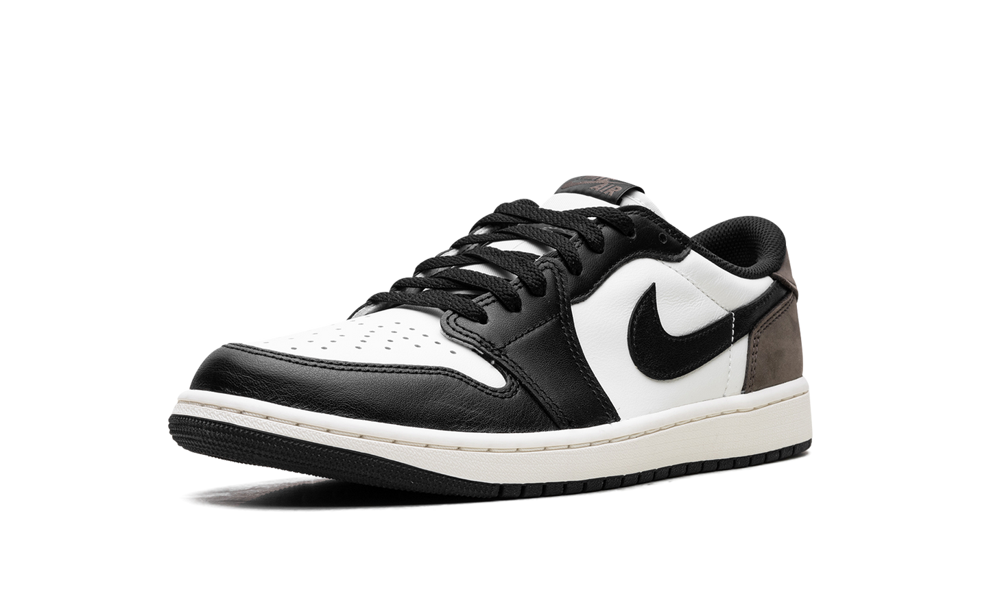 Air Jordan 1 Low OG Mocha CZ0790 102