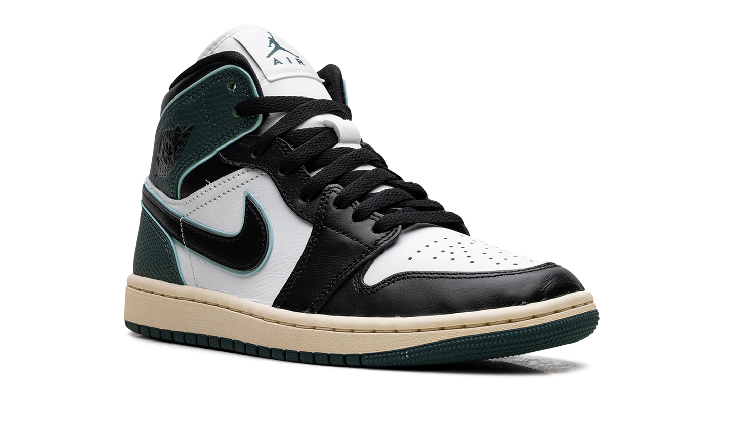 Jordan 1 Mid SE WMNS Oxidized Green FQ7818 100