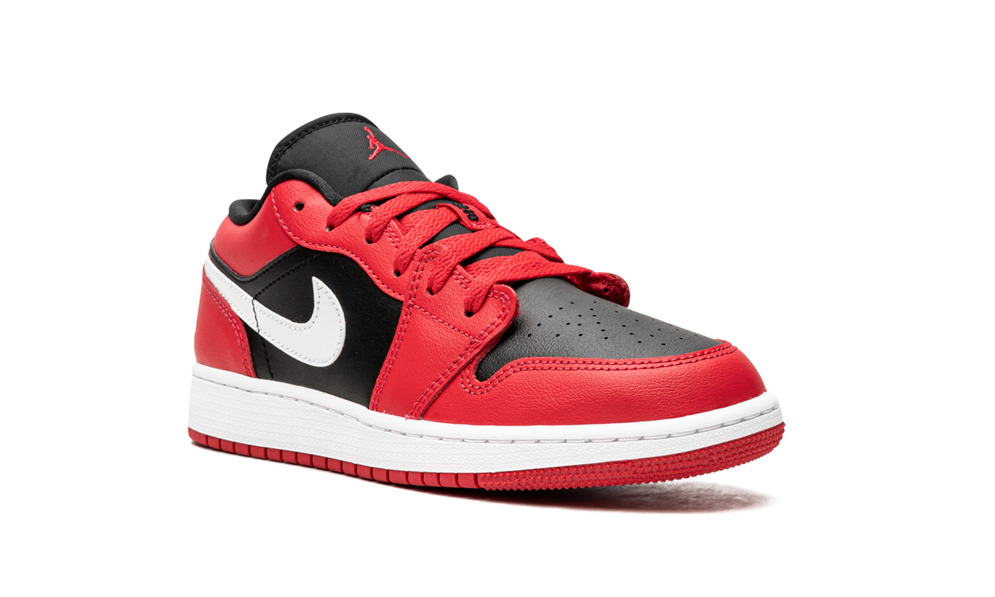Air Jordan 1 Low GS Black / Very Berry 553560 061