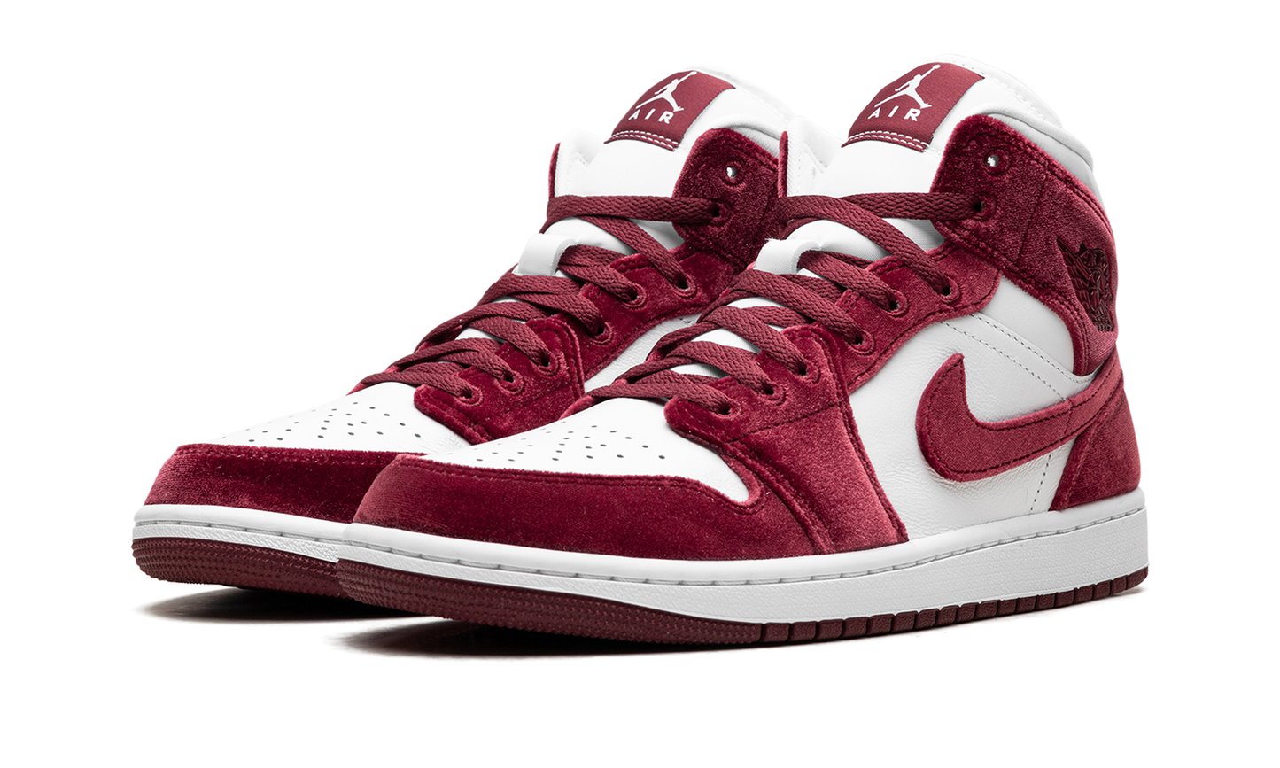 JORDAN 1 MID SE WMNS Red Velvet FZ3334 100