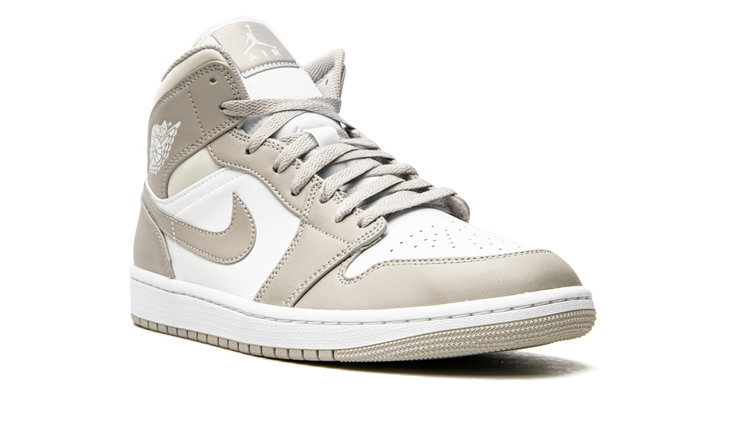 Air Jordan 1 Mid Linen / College Grey 554724 082