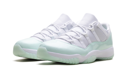 Air Jordan 11 Low WMNS Igloo AH7860 103