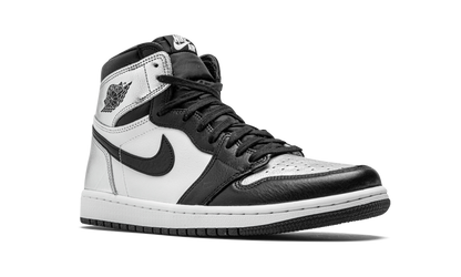 AIR JORDAN 1 RETRO HIGH OG WMNS Silver Toe CD0461 001