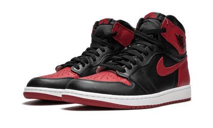 Air Jordan 1 Retro High OG Bred Banned 2016 555088 001