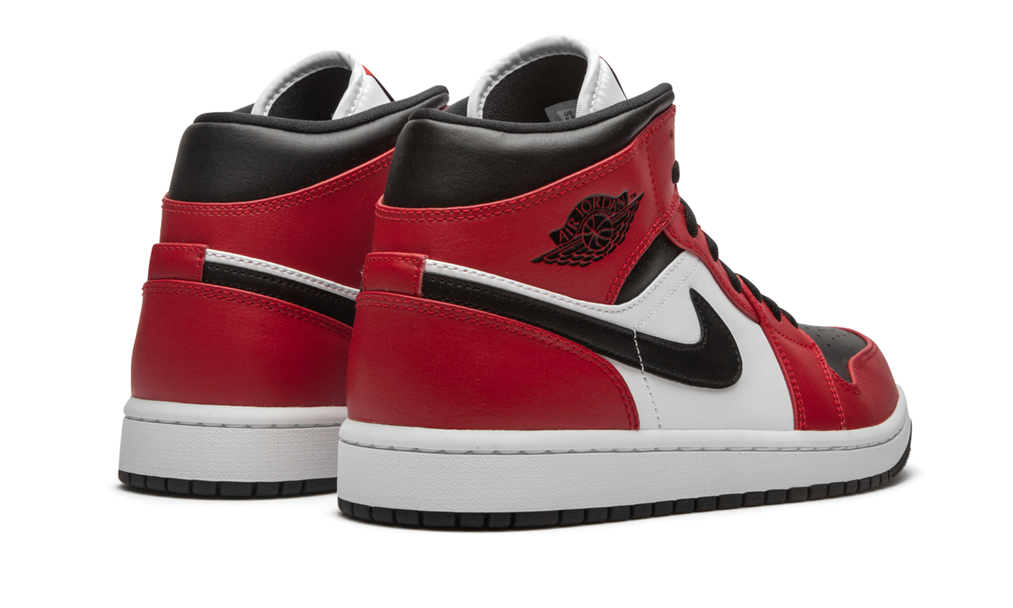 Air Jordan 1 Mid Chicago Black Toe 554724 069