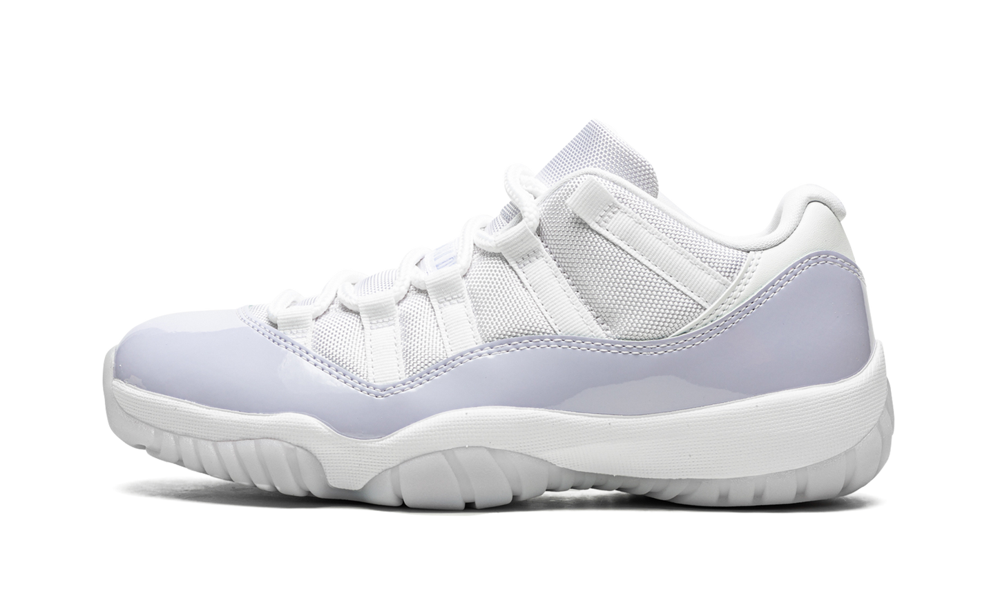 AIR JORDAN 11 LOW WMNS Pure Violet AH7860 101