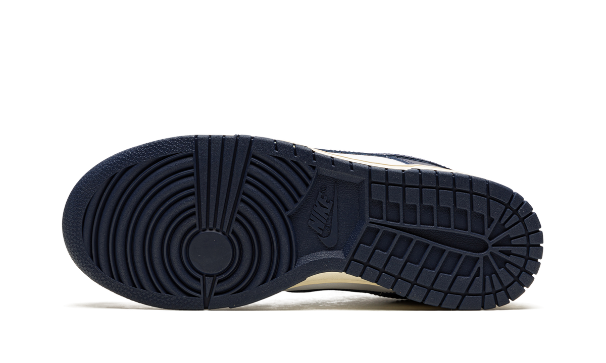 DUNK LOW WMNS 5