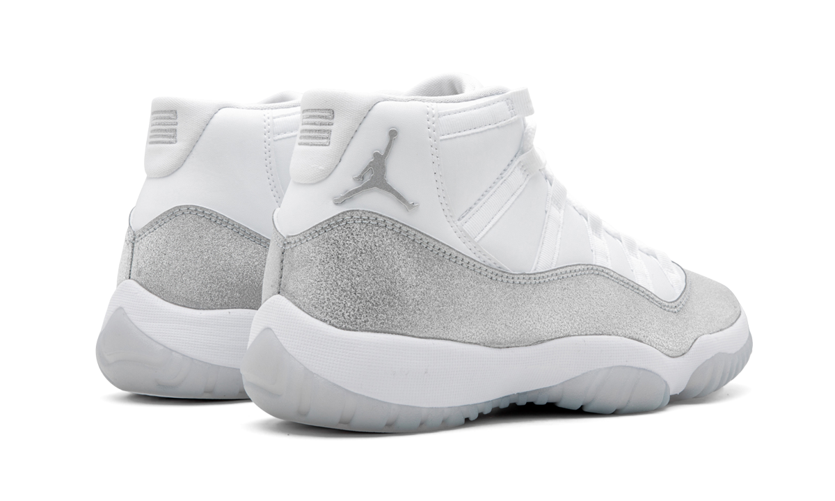 AIR JORDAN 11 RETRO WMNS METALLIC SILVER AR0715 100