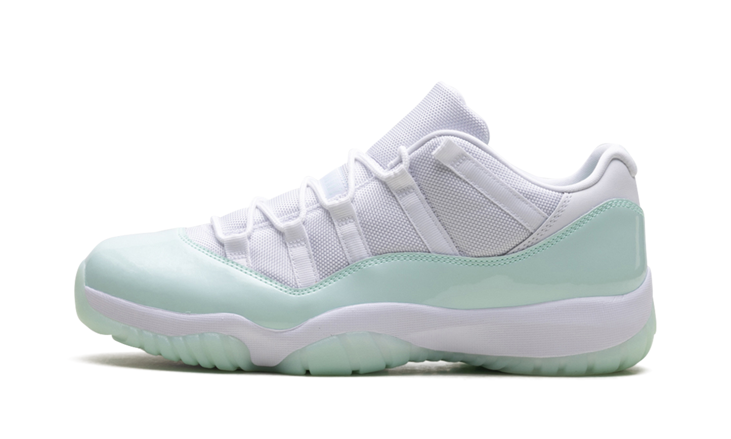 Air Jordan 11 Low WMNS Igloo AH7860 103