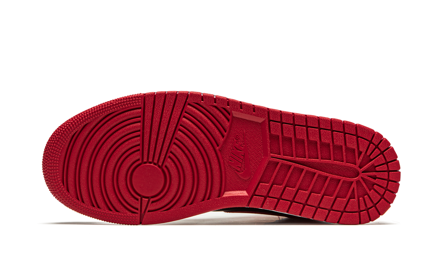 Air Jordan 1 Mid Banned 2020 554724 074