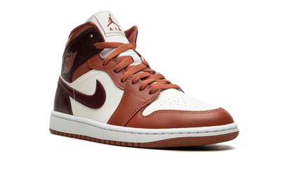 AIR JORDAN 1 MID WMNS Sky J Orange BQ6472 200
