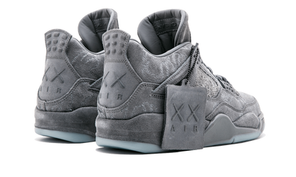 Air Jordan 4 Retro Kaws 3