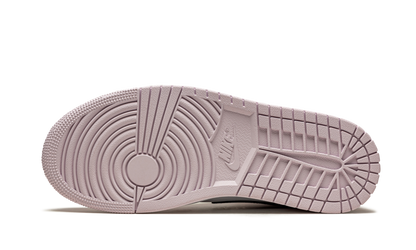 AIR JORDAN 1 MID WMNS Barely Rose BQ6472 500