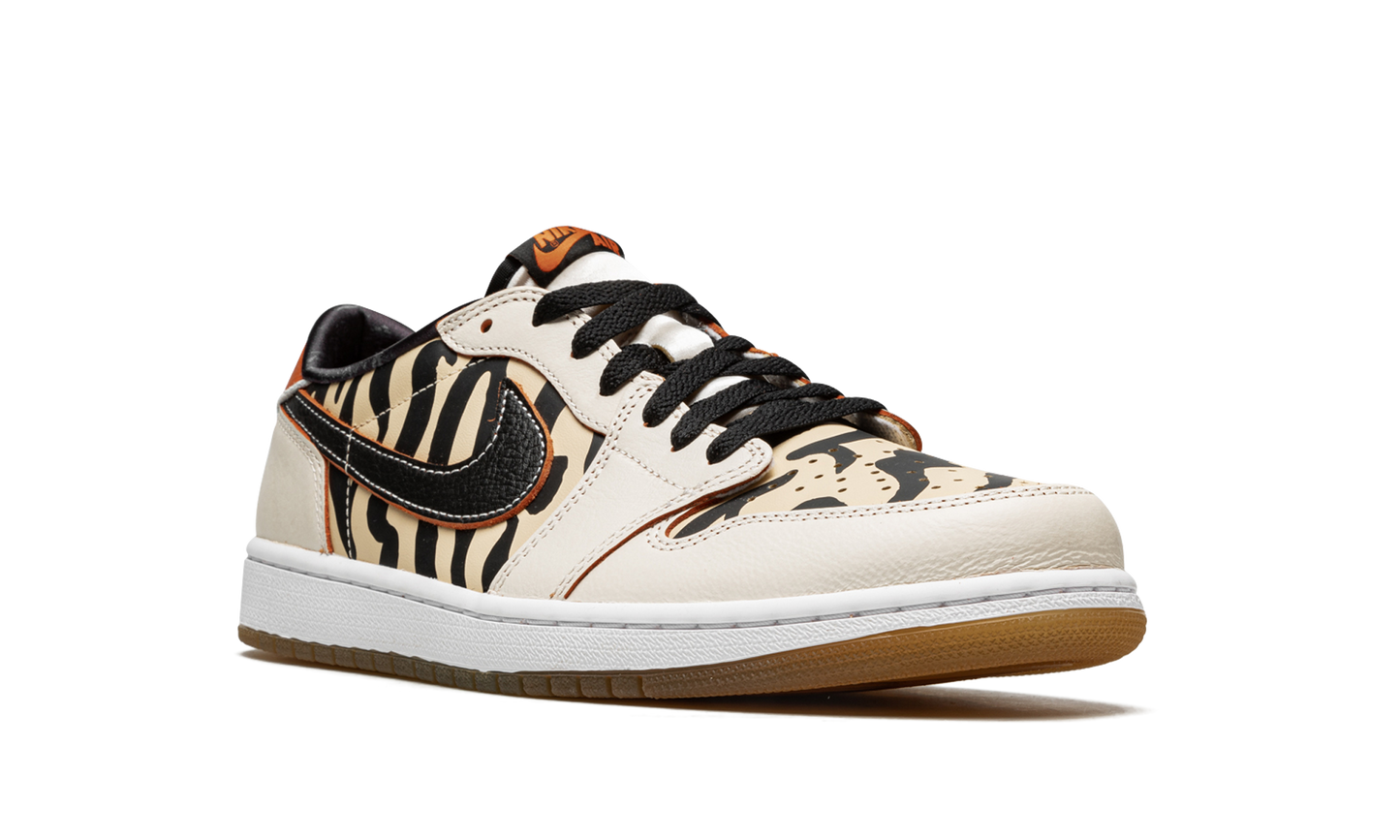 Air Jordan 1 Low OG Chinese New Year DH6932 100