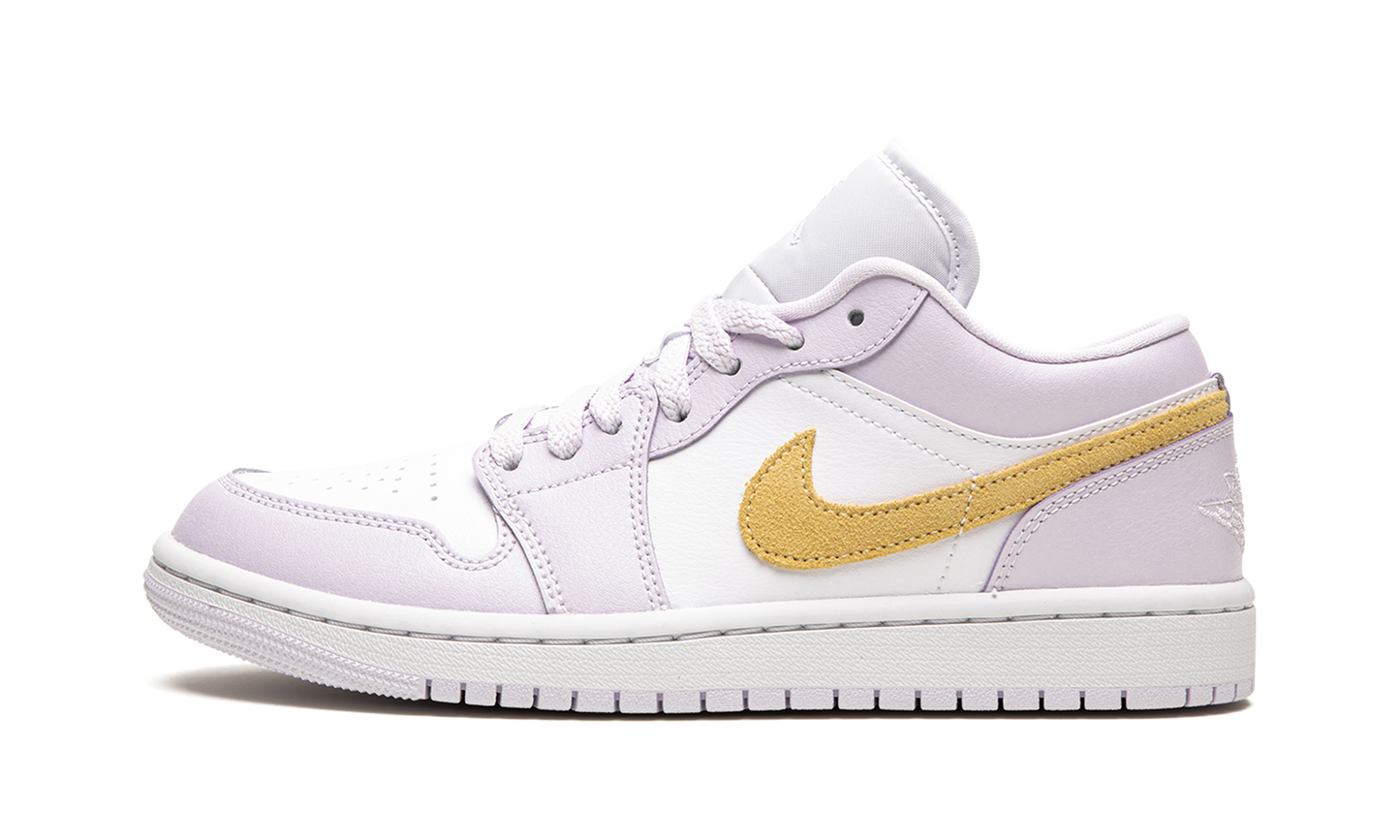 AIR JORDAN 1 LO WMNS Barely Grape DC0774 501