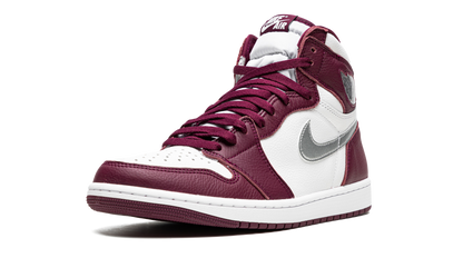 Air Jordan 1 Retro High OG Bordeaux 555088 611