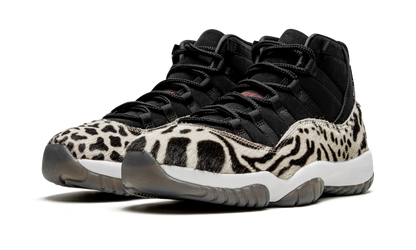 AIR JORDAN 11 WMNS Animal Instinct AR0715 010