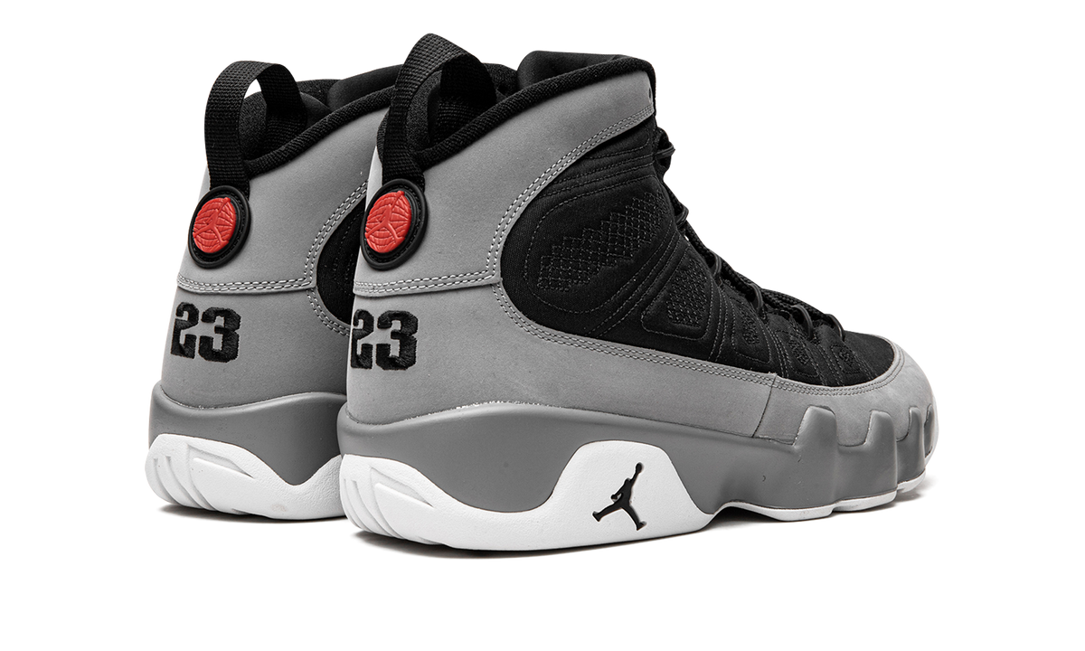 Air Jordan 9 Retro 3