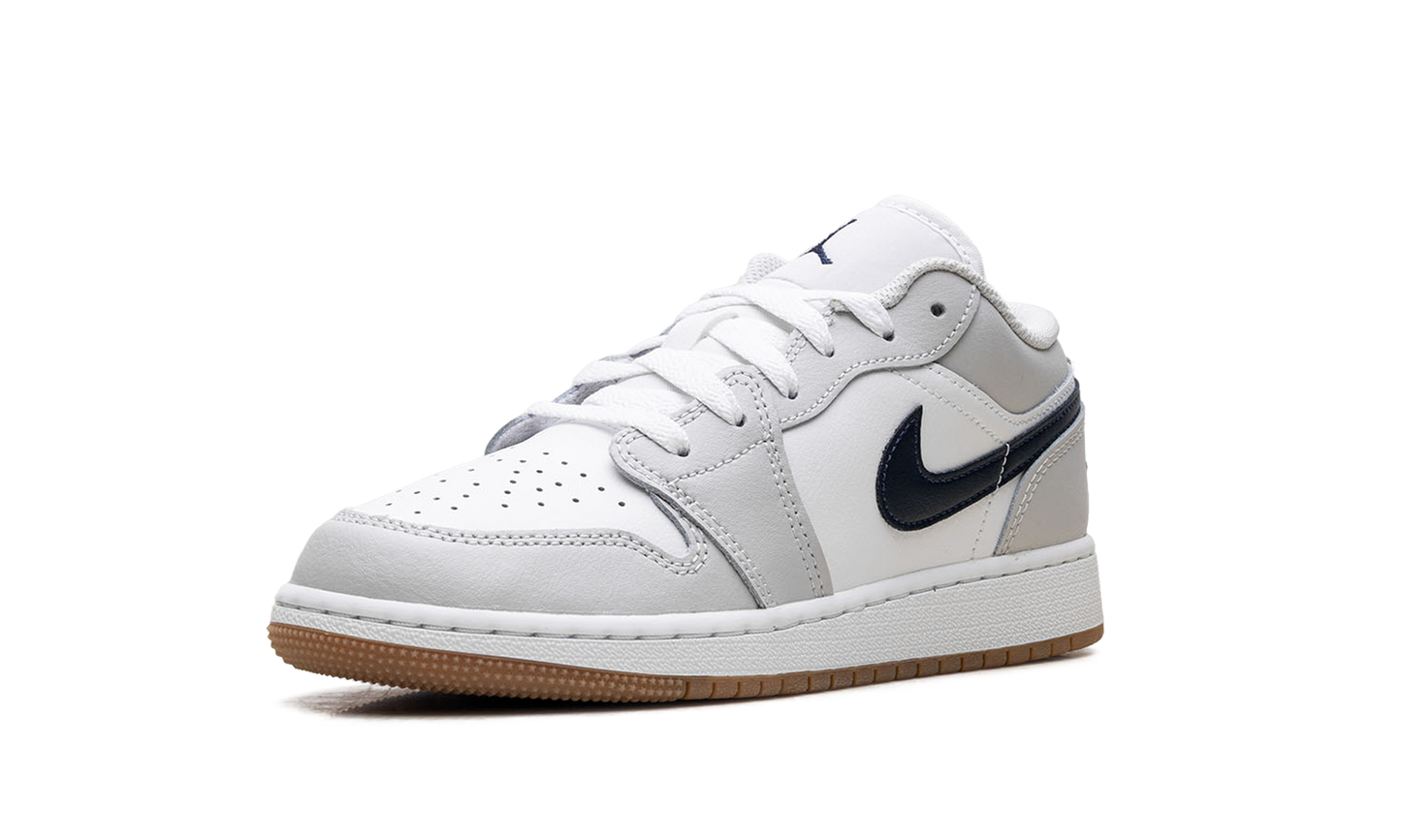 Jordan 1 Low GS White Neutral Grey Gum Midnight Navy 553560 146