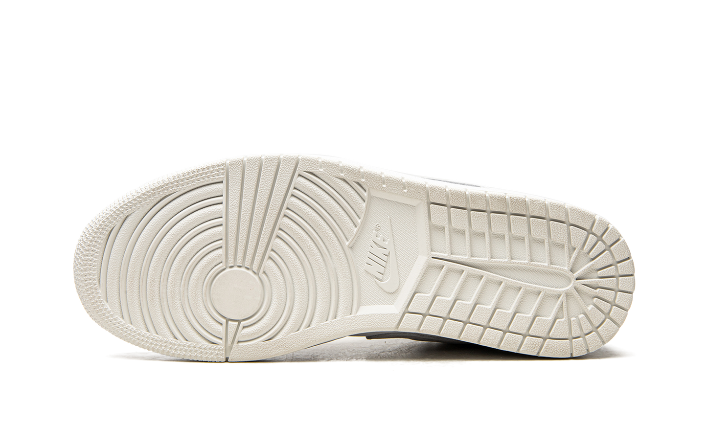 Air Jordan 1 Low Paris CV3043 100