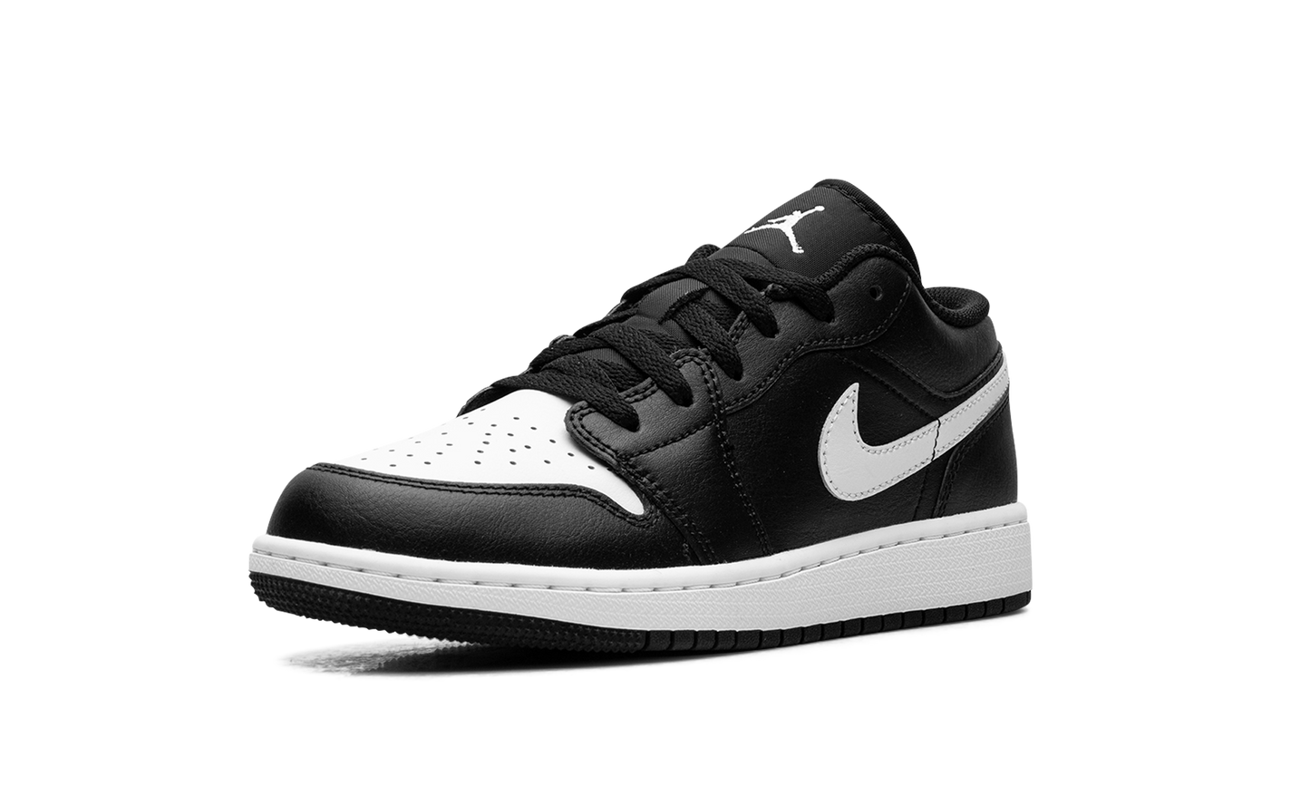 Jordan 1 Low GS Black Summit White 553560 043