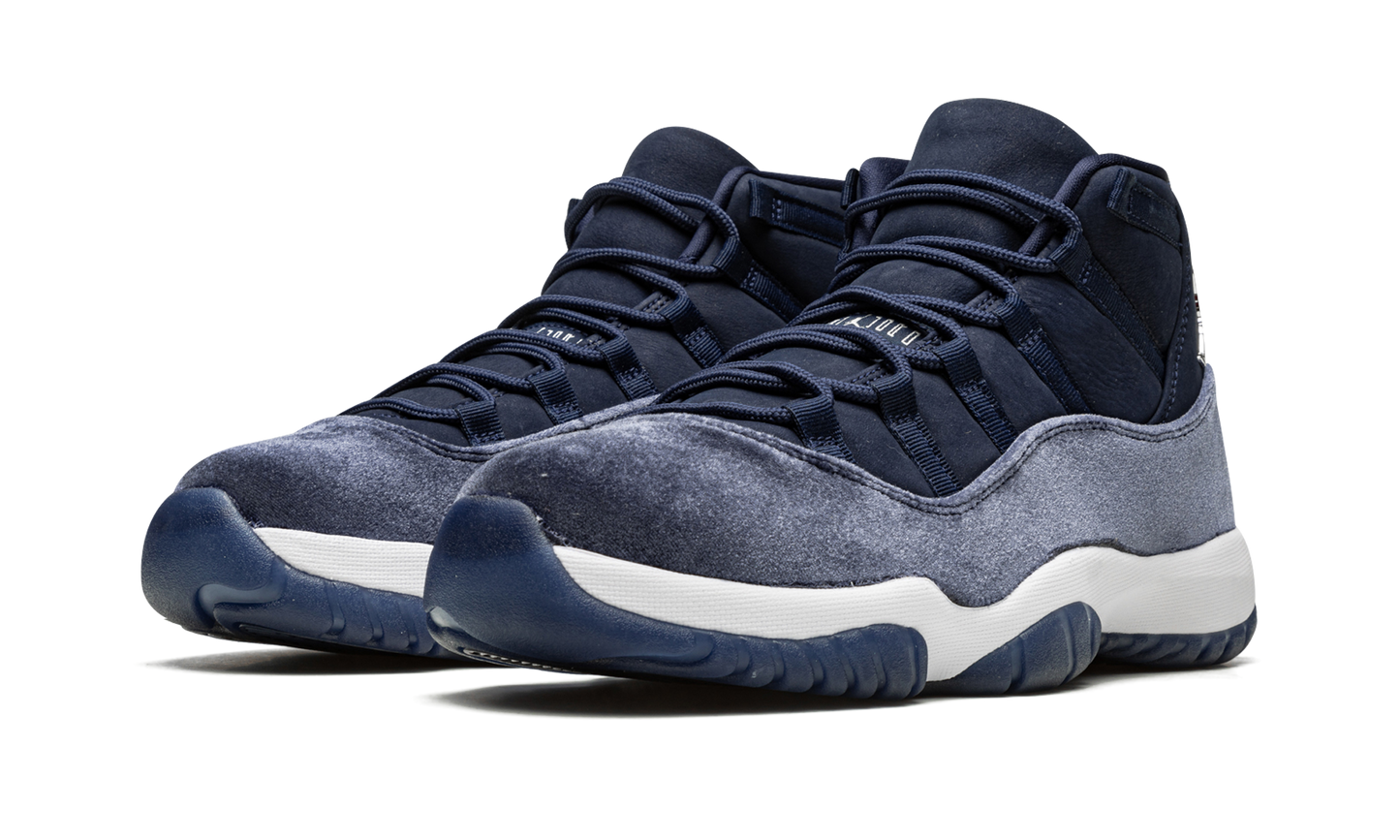 AIR JORDAN 11 VELVET WMNS Midnight Navy AR0715 441
