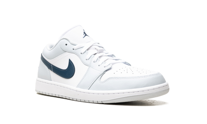 Air Jordan 1 Low Aura / Squadron Blue 553558 400