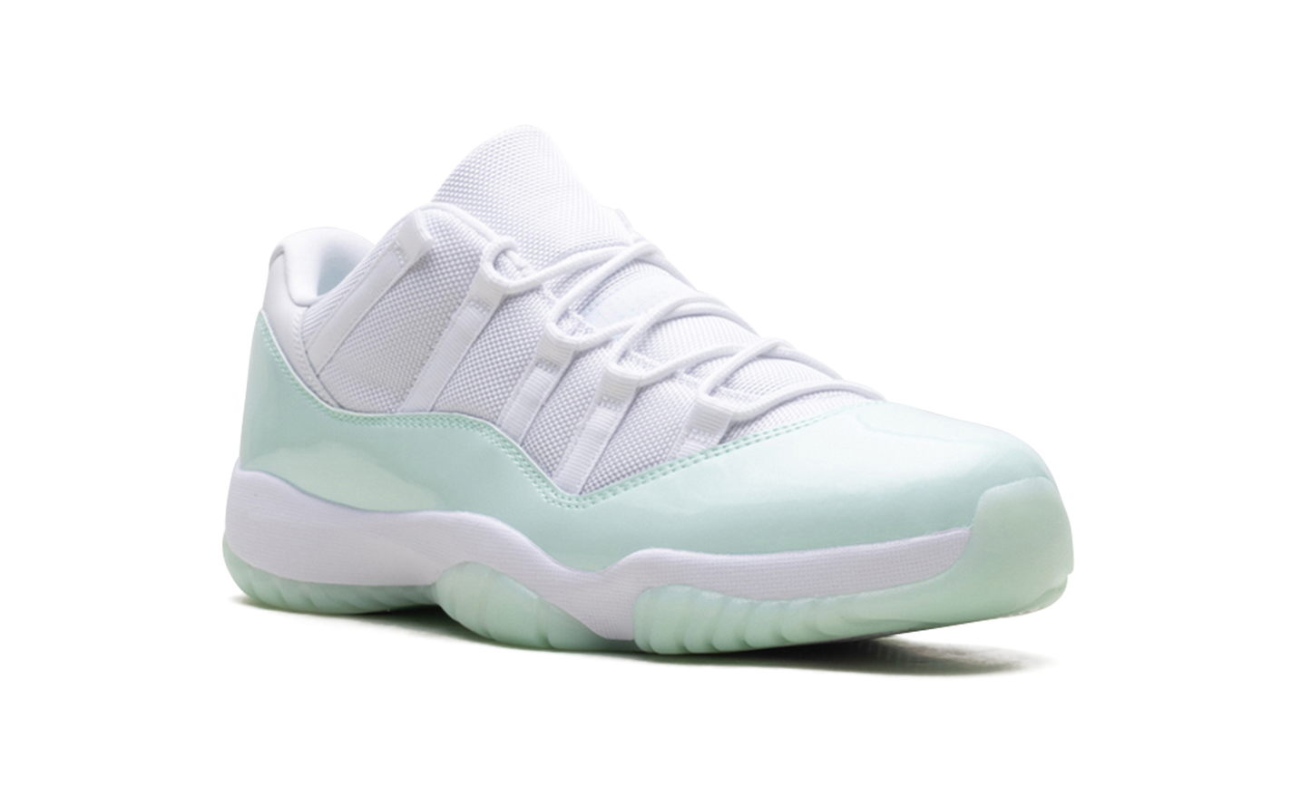 Air Jordan 11 Low WMNS Igloo AH7860 103