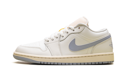 Air Jordan 1 Low WMNS White/Purple DC0774 106
