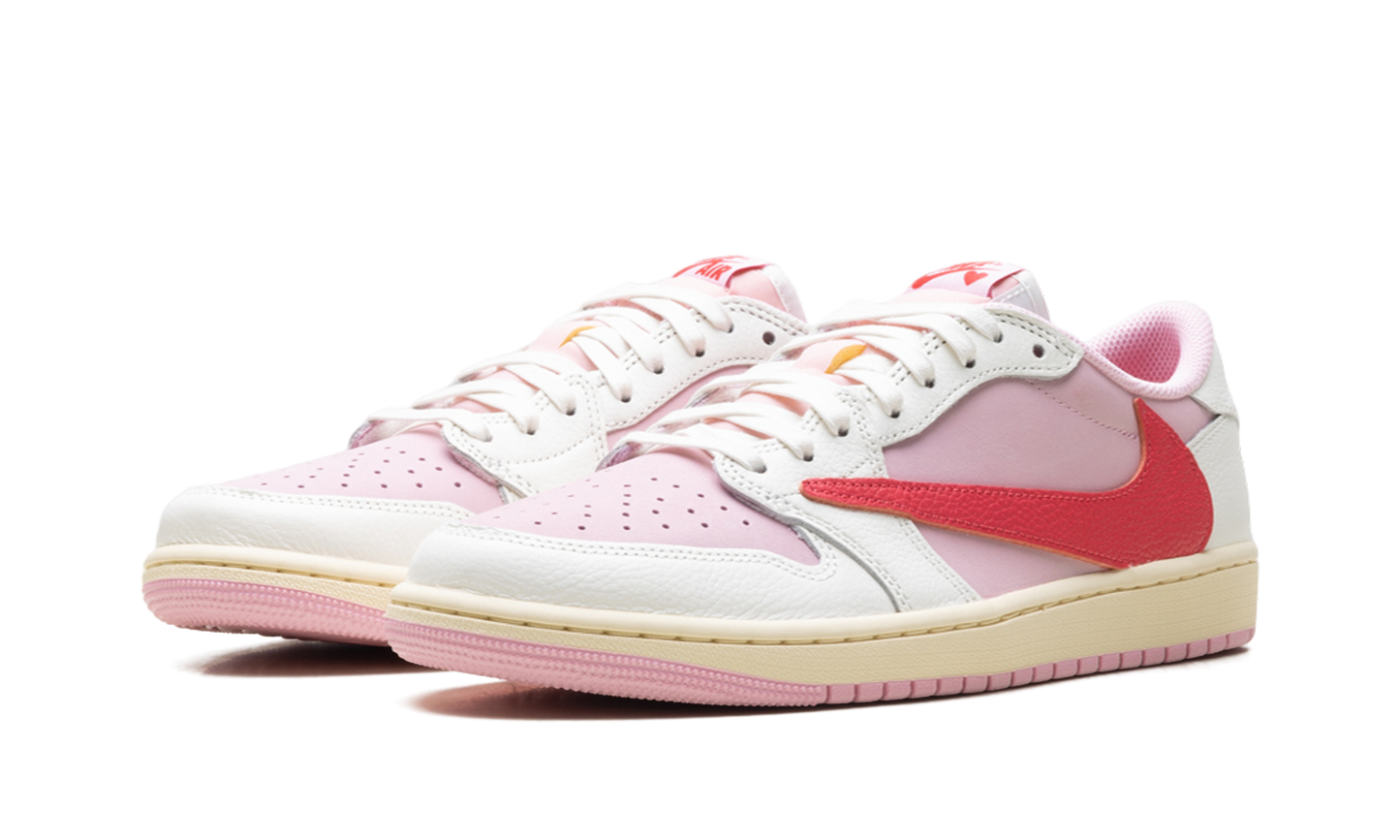 Air Jordan 1 Low OG Travis Scott - Tropical Pink IQ7604 101