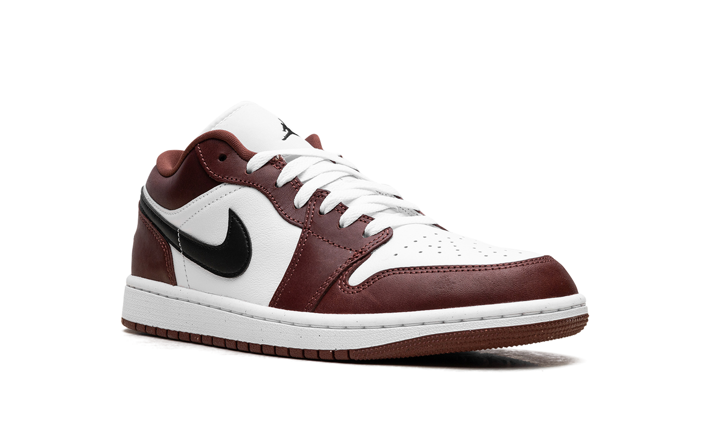 Jordan 1 Low SE Dark Pony HF3148 102