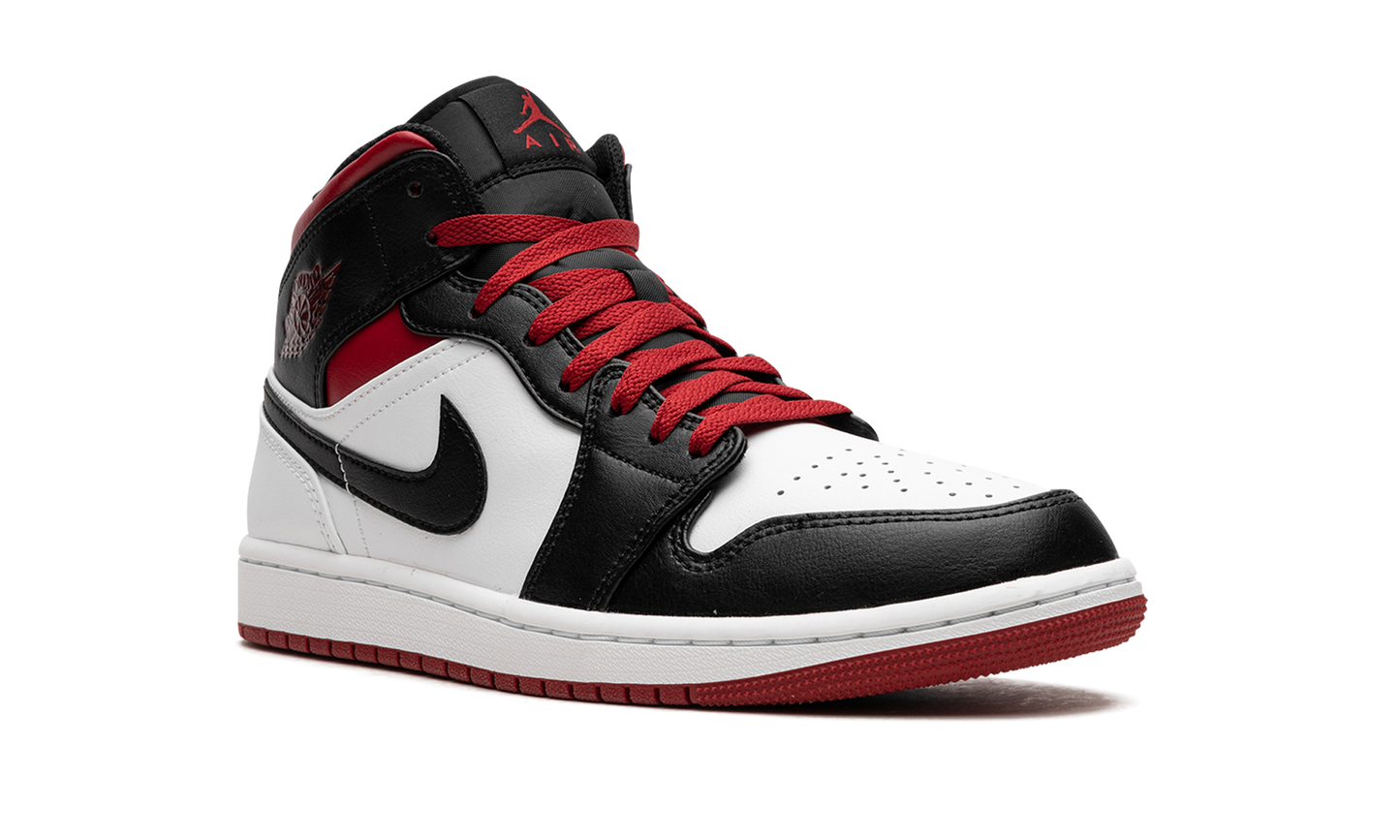 Air Jordan 1 Mid Gym Red Black Toe DQ8426 106