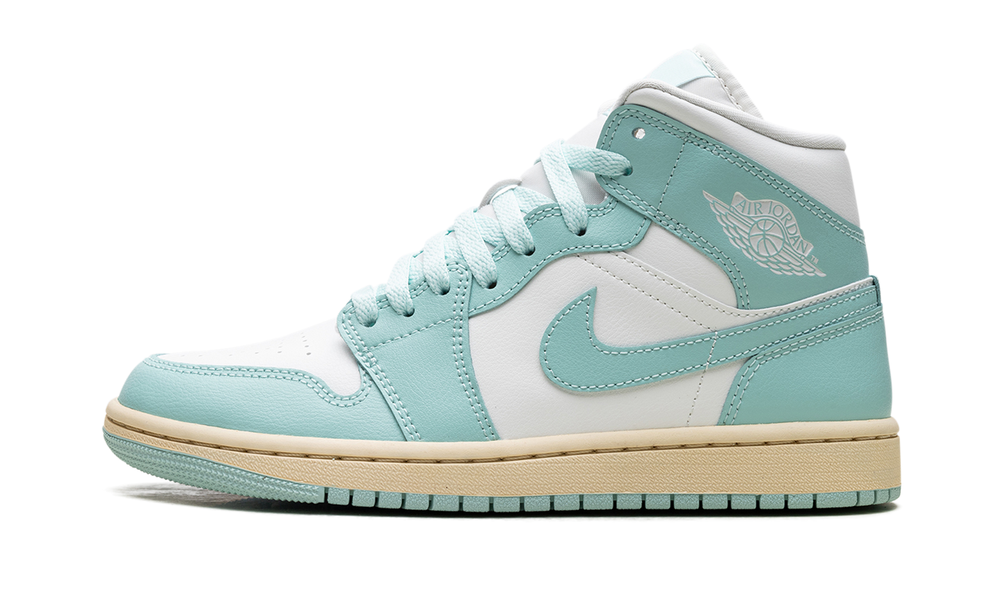 AIR JORDAN 1 MID WMNS LIGHT DEW BQ6472 132