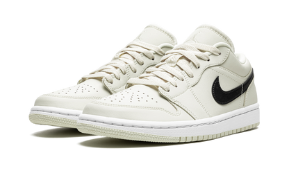 AIR JORDAN 1 LO WMNS Coconut Milk DC0774 121