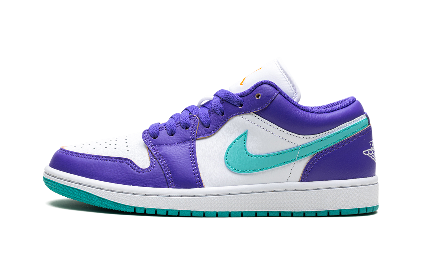 Air Jordan 1 Low Hornets HJ9013 550