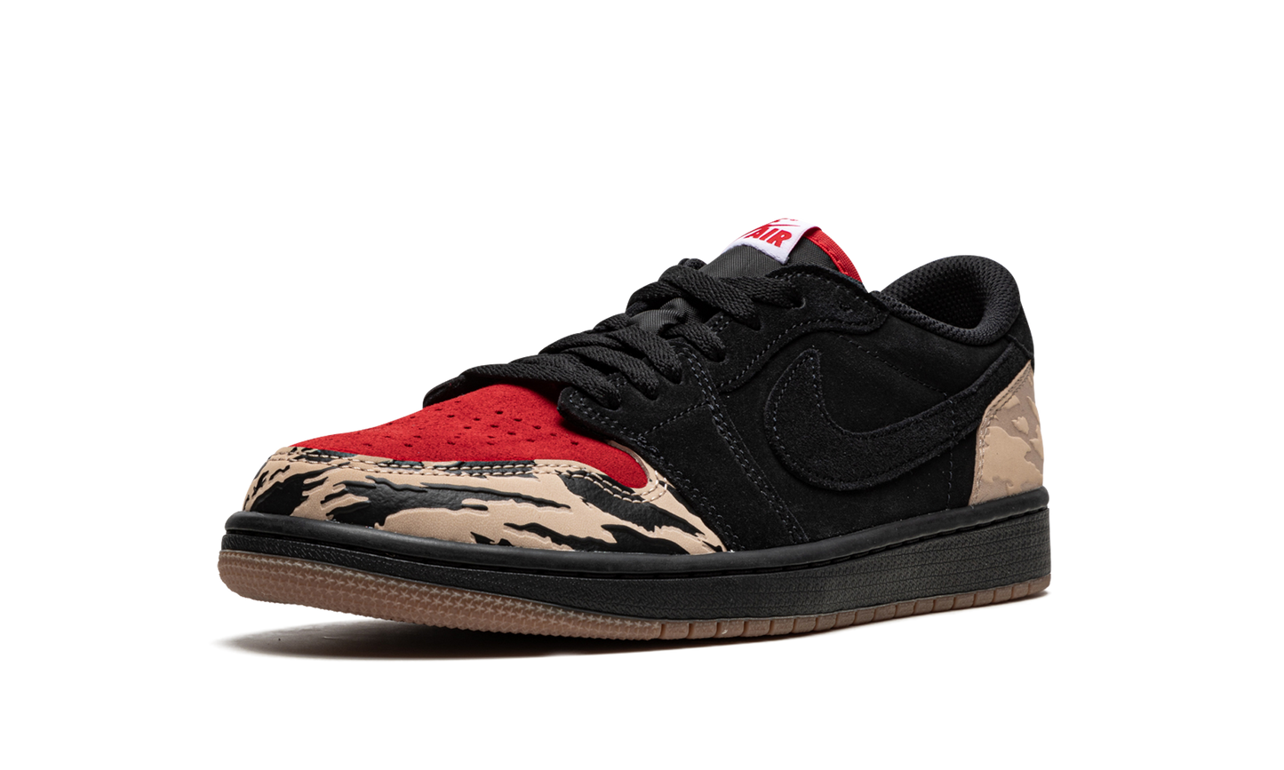 Air Jordan 1 Low SP SoleFly - Carnivore DN3400 001